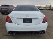 ✅ 2019 Mercedes-Benz C 43 AMG • VIN: 55SWF6EB7KU283697 • Lot: 76047824. Wystawiony na Copart z przebiegiem Nie podano. Bezpłatny archiwum sprzedaży aukcyjnych z USA i szczegółowy raport historii pojazdu na DreamBid. Zdjęcie 6.