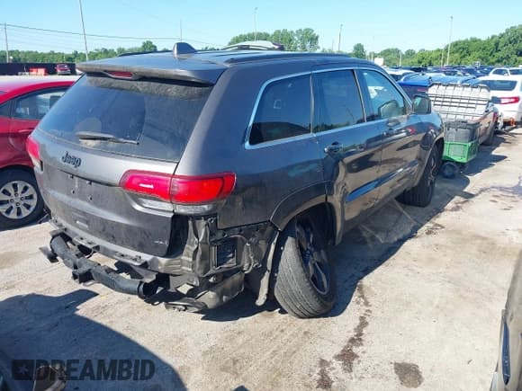 ✅ 2016 Jeep Grand Cherokee Overland • VIN: 1C4RJFCGXGC443961 • Lot: 42639434. Wystawiony na IAAI z przebiegiem 122 216 mil. Bezpłatny archiwum sprzedaży aukcyjnych z USA i szczegółowy raport historii pojazdu na DreamBid. Zdjęcie 4.