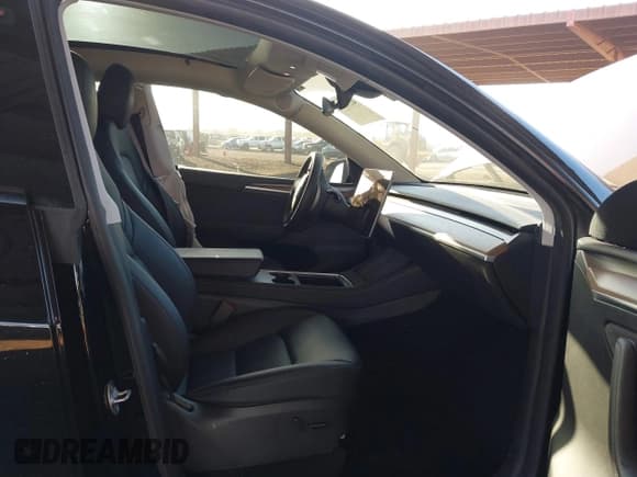 ✅ 2023 Tesla Model Y Long Range • VIN: 7SAYGDEE8PF815622 • Lot: 41515433. Listed on IAAI with 70,862 mi. Free auction sales archive from the USA and detailed vehicle history report at DreamBid. Image 5.