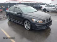 ✅ 2017 Volkswagen Passat R-Line • VIN: 1VWDT7A38HC029098 • Lot: 43429214. Wystawiony na IAAI z przebiegiem 144 596 mil. Bezpłatny archiwum sprzedaży aukcyjnych z USA i szczegółowy raport historii pojazdu na DreamBid. Zdjęcie 1.