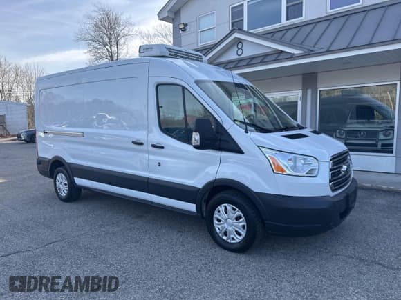 ✅ 2018 Ford Transit • VIN: 1FTBW2CM9JKA18939 • Лот: 41978958. Опубликован ранее на IAAI с пробегом 236 566 миль. Бесплатный доступ к архиву аукционных продаж из США и подробный отчёт об истории автомобиля на DreamBid. Изображение 1.