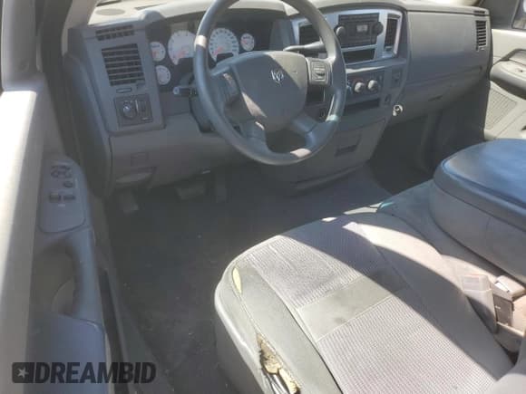 ✅ 2007 Dodge 1500 ST • VIN: 1D7HA16N17J575906 • Лот: 59636895. Опубликован ранее на Copart с пробегом 166 652 миль. Бесплатный доступ к архиву аукционных продаж из США и подробный отчёт об истории автомобиля на DreamBid. Изображение 8.