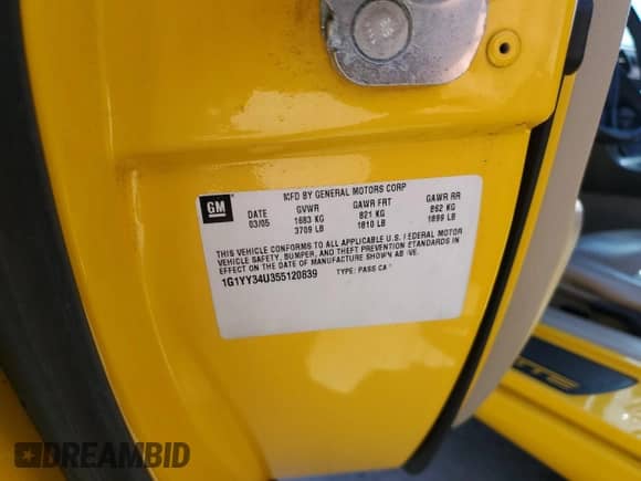 2005 Chevrolet Corvette z VIN 1G1YY34U355120839, wystawiony jako Copart lot #73440184 z przebiegiem 95 477 mil mil oraz Szkoda całkowita • Salvage title. Historia ofert i sprzedaży dostępna na DreamBid. Obrazek 14.