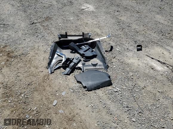 ✅ 2021 Subaru Ascent Premium • VIN: 4S4WMACD6M3458774 • Lot: 58930484. Wystawiony na Copart z przebiegiem 9 640 mil. Bezpłatny archiwum sprzedaży aukcyjnych z USA i szczegółowy raport historii pojazdu na DreamBid. Zdjęcie 13.