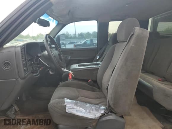 ✅ 2003 Chevrolet Silverado 2500HD LS • VIN: 1GCHC29U83E219503 • Lot: 54062855. Listed on Copart with 202,447 mi. Free auction sales archive from the USA and detailed vehicle history report at DreamBid. Image 7.