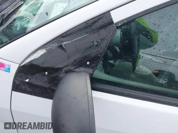 ✅ 2003 Ford Focus LX • VIN: 1FAFP33PX3W181700 • Lot: 41910086. Listed on IAAI with 139,777 mi. Free auction sales archive from the USA and detailed vehicle history report at DreamBid. Image 6.