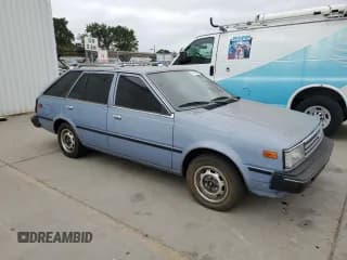 ✅ 1985 Nissan Sentra • VIN: JN1PB15S6FU172045 • Lot: 54384475. Wystawiony na Copart z przebiegiem 134 117 mil. Bezpłatny archiwum sprzedaży aukcyjnych z USA i szczegółowy raport historii pojazdu na DreamBid. Zdjęcie 4.