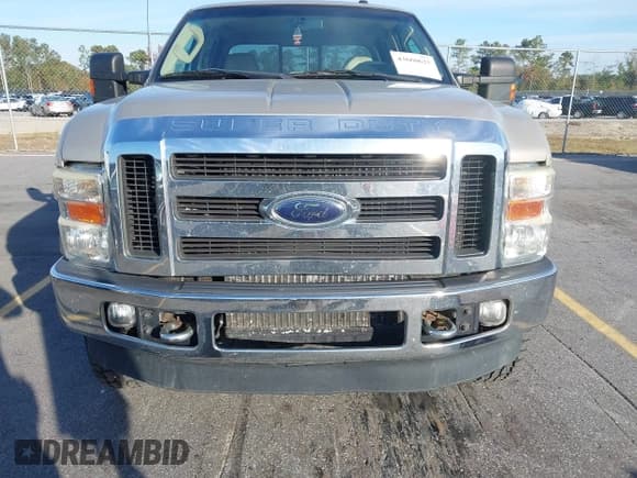 ✅ 2010 Ford F-250 XL • VIN: 1FTSW2BR2AEA37764 • Lot: 43660625. Listed on IAAI with 109,108 mi. Free auction sales archive from the USA and detailed vehicle history report at DreamBid. Image 12.