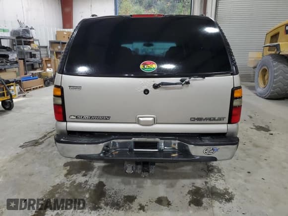 ✅ 2005 Chevrolet Suburban Z71 • VIN: 3GNFK16Z45G133922 • Лот: 90008555. Опубликован ранее на Copart с пробегом 124 765 миль. Бесплатный доступ к архиву аукционных продаж из США и подробный отчёт об истории автомобиля на DreamBid. Изображение 6.