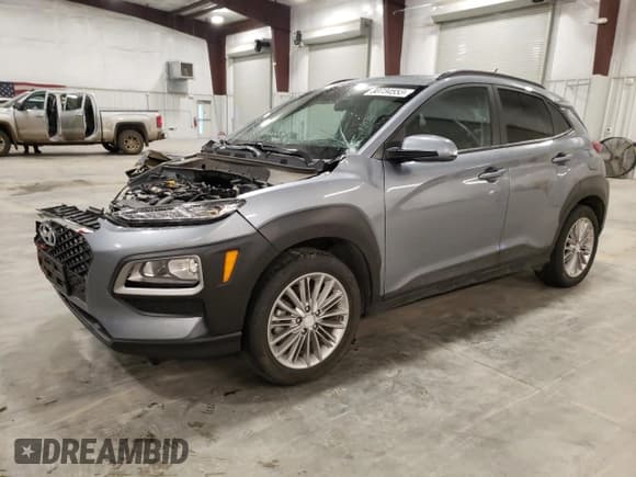 ✅ 2020 Hyundai Kona SEL • VIN: KM8K2CAA9LU561009 • Лот: 80734553. Опубликован ранее на Copart с пробегом 30 166 миль. Бесплатный доступ к архиву аукционных продаж из США и подробный отчёт об истории автомобиля на DreamBid. Изображение 1.