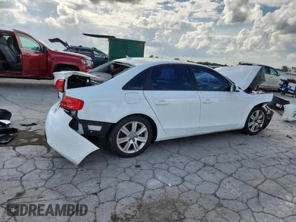 ✅ 2011 Audi A4 Premium • VIN: WAUBFAFL2BN038072 • Lot: 61108105. Listed on Copart with Not provided. Free auction sales archive from the USA and detailed vehicle history report at DreamBid. Image 3.