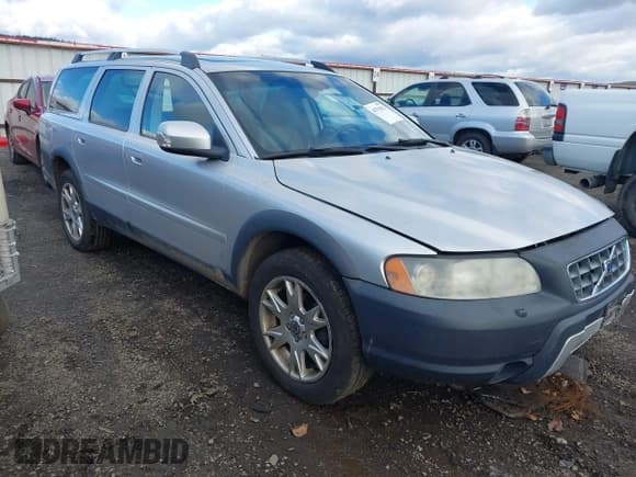 ✅ 2007 Volvo XC70 • VIN: YV4SZ592771285586 • Лот: 43791823. Опубликован ранее на IAAI с пробегом 137 425 миль. Бесплатный доступ к архиву аукционных продаж из США и подробный отчёт об истории автомобиля на DreamBid. Изображение 1.