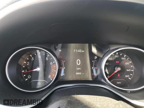 ✅ 2018 Jeep Compass Altitude • VIN: 3C4NJCBB0JT181981 • Lot: 80626715. Listed on Copart with 68,605 mi. Free auction sales archive from the USA and detailed vehicle history report at DreamBid. Image 9.