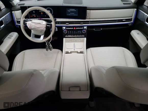 2024 Hyundai Santa Fe Calligraphy с VIN 5NMP5DGL4RH062019, выставлен на аукционе Copart как лот 81149935 с пробегом 7 403 миль миль и Списание • Salvage title. История ставок и продаж доступна на DreamBid. Изображение 8.