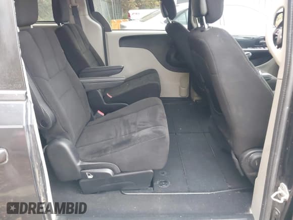 ✅ 2013 Dodge Grand Caravan SXT • VIN: 2C4RDGCG9DR749789 • Lot: 43600602. Wystawiony na IAAI z przebiegiem 112 009 mil. Bezpłatny archiwum sprzedaży aukcyjnych z USA i szczegółowy raport historii pojazdu na DreamBid. Zdjęcie 8.