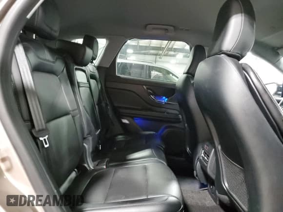 ✅ 2021 Lincoln Corsair Standard • VIN: 5LMCJ1D97MUL23784 • Lot: 61649895. Listed on Copart with 17,140 mi. Free auction sales archive from the USA and detailed vehicle history report at DreamBid. Image 11.