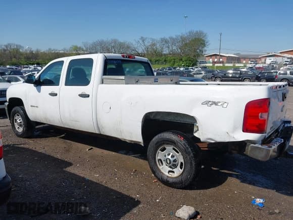 ✅ 2011 Chevrolet Silverado 2500HD Work Truck • VIN: 1GC1KVCGXBF195996 • Лот: 42003273. Опубликован ранее на IAAI с пробегом 274 178 миль. Бесплатный доступ к архиву аукционных продаж из США и подробный отчёт об истории автомобиля на DreamBid. Изображение 14.
