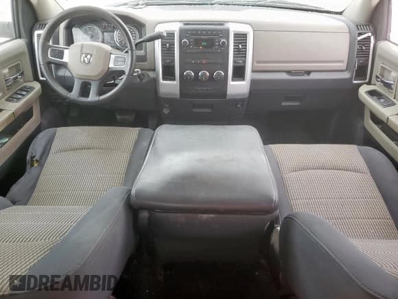 ✅ 2010 Dodge 1500 SLT • VIN: 1D7RB1GP5AS110905 • Lot: 65421275. Wystawiony na Copart z przebiegiem 177 155 mil. Bezpłatny archiwum sprzedaży aukcyjnych z USA i szczegółowy raport historii pojazdu na DreamBid. Zdjęcie 8.