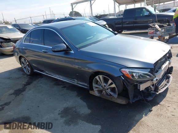 ✅ 2018 Mercedes-Benz C 350e • VIN: 55SWF4HB8JU270326 • Lot: 42899561. Listed on IAAI with 81,258 mi. Free auction sales archive from the USA and detailed vehicle history report at DreamBid. Image 1.
