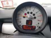 ✅ 2011 MINI Clubman • VIN: WMWZF3C50BT187818 • Лот: 42948337. Опубликован ранее на IAAI с пробегом 130 062 миль. Бесплатный доступ к архиву аукционных продаж из США и подробный отчёт об истории автомобиля на DreamBid. Изображение 7.