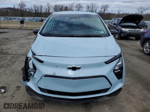 ✅ 2023 Chevrolet Bolt EV 2LT • VIN: 1G1FX6S08P4175470 • Lot: 52483675. Wystawiony na Copart z przebiegiem 22 313 mil. Bezpłatny archiwum sprzedaży aukcyjnych z USA i szczegółowy raport historii pojazdu na DreamBid. Zdjęcie 5.