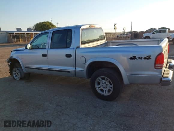 ✅ 2004 Dodge Dakota SLT • VIN: 1D7HG48N54S691516 • Lot: 43394161. Listed on IAAI with 245,980 mi. Free auction sales archive from the USA and detailed vehicle history report at DreamBid. Image 15.