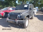 ✅ 2018 Jeep Wrangler Sport S • VIN: 1C4GJWAGXJL928733 • Lot: 43130395. Wystawiony na IAAI z przebiegiem 65 000 mil. Bezpłatny archiwum sprzedaży aukcyjnych z USA i szczegółowy raport historii pojazdu na DreamBid. Zdjęcie 2.