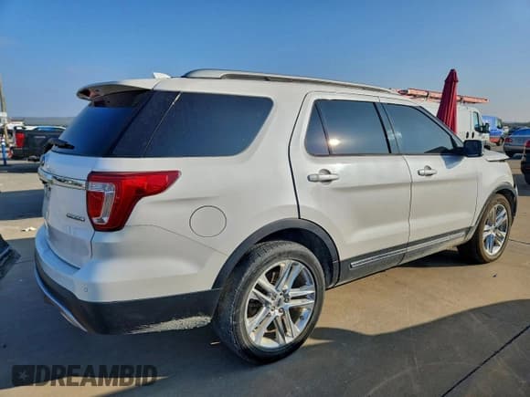✅ 2016 Ford Explorer XLT • VIN: 1FM5K7D87GGB33103 • Лот: 95677465. Опубликован ранее на Copart с пробегом 190 570 миль. Бесплатный доступ к архиву аукционных продаж из США и подробный отчёт об истории автомобиля на DreamBid. Изображение 3.