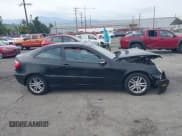 ✅ 2002 Mercedes-Benz C 230/260/280/320 • VIN: WDBRN47J32A323310 • Lot: 43107605. Wystawiony na IAAI z przebiegiem 154 039 mil. Bezpłatny archiwum sprzedaży aukcyjnych z USA i szczegółowy raport historii pojazdu na DreamBid. Zdjęcie 13.