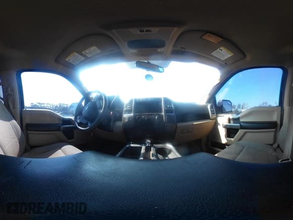 ✅ 2015 Ford F-150 XLT • VIN: 1FTEW1EF4FKD14304 • Lot: 43051728. Wystawiony na IAAI z przebiegiem 176 315 mil. Bezpłatny archiwum sprzedaży aukcyjnych z USA i szczegółowy raport historii pojazdu na DreamBid. Zdjęcie 18.