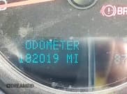 ✅ 2012 GMC Yukon XL SLT • VIN: 1GKS1LE07CR102464 • Lot: 40709273. Listed on IAAI with 182,019 mi. Free auction sales archive from the USA and detailed vehicle history report at DreamBid. Image 15.