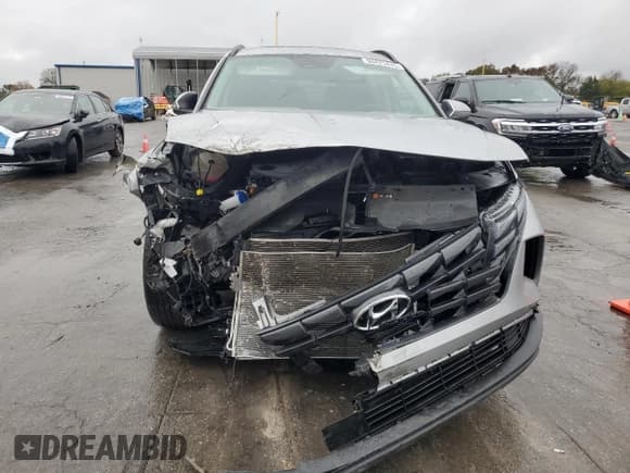 ✅ 2022 Hyundai Tucson SEL • VIN: 5NMJF3AE7NH099549 • Lot: 90425445. Listed on Copart with 46,265 mi. Free auction sales archive from the USA and detailed vehicle history report at DreamBid. Image 5.