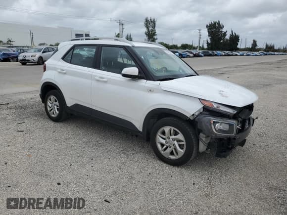 ✅ 2020 Hyundai Venue SEL • VIN: KMHRC8A31LU033023 • Lot: 51805345. Listed on Copart with 50,974 mi. Free auction sales archive from the USA and detailed vehicle history report at DreamBid. Image 4.