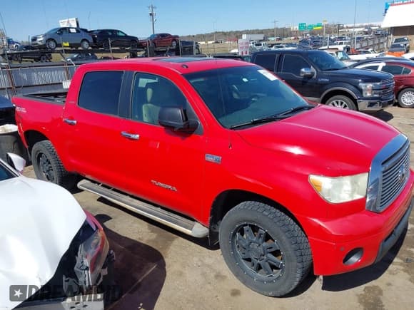 ✅ 2010 Toyota Tundra Limited • VIN: 5TFHW5F13AX119894 • Lot: 41739268. Listed on IAAI with 213,949 mi. Free auction sales archive from the USA and detailed vehicle history report at DreamBid. Image 14.