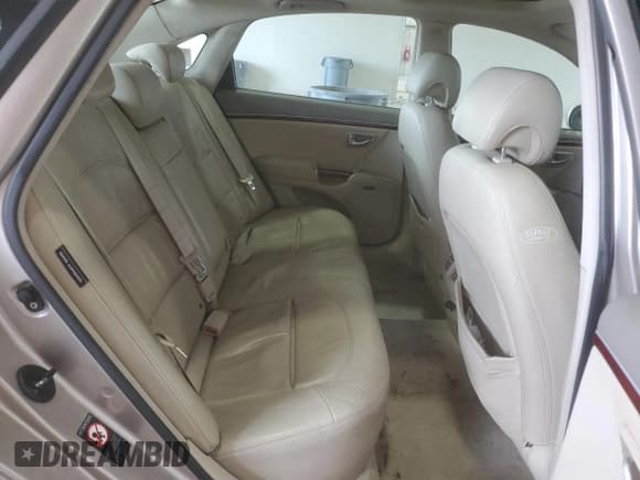 ✅ 2007 Hyundai Azera SE • VIN: KMHFC46F67A240688 • Lot: 58366345. Listed on Copart with 261,260 mi. Free auction sales archive from the USA and detailed vehicle history report at DreamBid. Image 10.