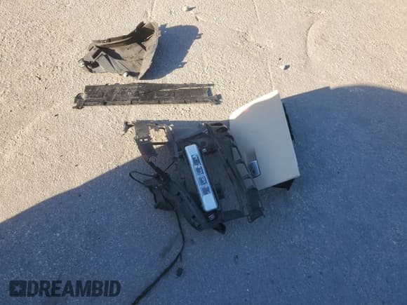 ✅ 2018 BMW 5 Series 530e • VIN: WBAJA9C55JB252052 • Lot: 87058685. Listed on Copart with Not provided. Free auction sales archive from the USA and detailed vehicle history report at DreamBid. Image 12.