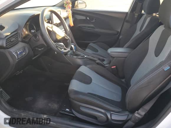 2019 Hyundai Veloster 2.0 с VIN KMHTG6AF5KU019584, выставлен на аукционе Copart как лот 80630414 с пробегом 112 124 миль миль и Списание • Salvage title. История ставок и продаж доступна на DreamBid. Изображение 7.