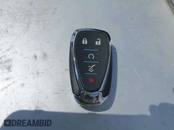 ✅ 2020 Chevrolet Traverse LT Cloth • VIN: 1GNERGKW5LJ242035 • Lot: 42150543. Listed on IAAI with 101,705 mi. Free auction sales archive from the USA and detailed vehicle history report at DreamBid. Image 11.