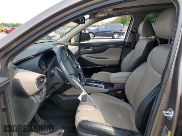 ✅ 2019 Hyundai Santa Fe Ultimate • VIN: 5NMS5CAA2KH036665 • Lot: 55957253. Wystawiony na Copart z przebiegiem 34 993 mil. Bezpłatny archiwum sprzedaży aukcyjnych z USA i szczegółowy raport historii pojazdu na DreamBid. Zdjęcie 7.