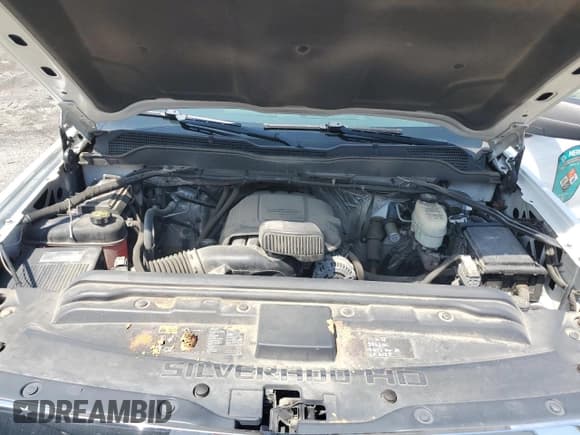 ✅ 2015 Chevrolet Silverado 2500HD LT • VIN: 1GC1KVEGXFF148406 • Lot: 64765665. Wystawiony na Copart z przebiegiem 46 185 mil. Bezpłatny archiwum sprzedaży aukcyjnych z USA i szczegółowy raport historii pojazdu na DreamBid. Zdjęcie 11.