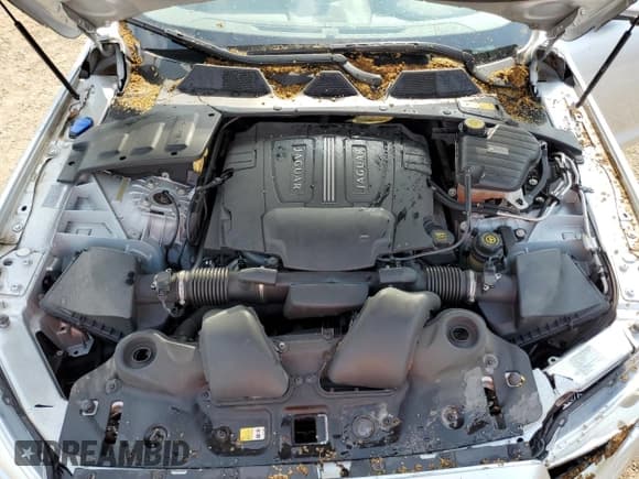 ✅ 2011 Jaguar XJ • VIN: SAJXA1CB8BLV02787 • Лот: 63916515. Опубликован ранее на Copart с пробегом 95 083 миль. Бесплатный доступ к архиву аукционных продаж из США и подробный отчёт об истории автомобиля на DreamBid. Изображение 11.