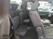 2014 Nissan Frontier S z VIN 1N6BD0CT6EN727606, wystawiony jako Copart lot #67111415 z przebiegiem 155 697 mil mil oraz Szkoda całkowita • Salvage title. Historia ofert i sprzedaży dostępna na DreamBid. Obrazek 6.