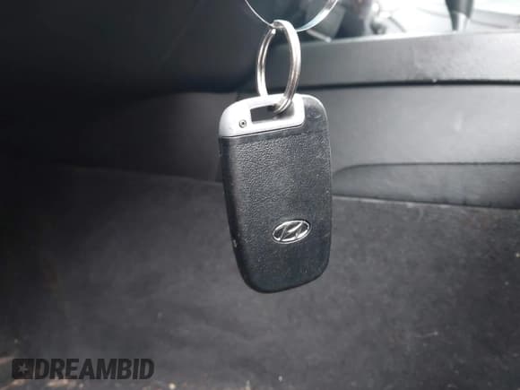 ✅ 2012 Hyundai Genesis 4.6L • VIN: KMHGC4DF6CU172165 • Лот: 43542794. Опубликован ранее на IAAI с пробегом 147 413 миль. Бесплатный доступ к архиву аукционных продаж из США и подробный отчёт об истории автомобиля на DreamBid. Изображение 11.