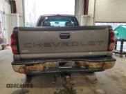 ✅ 2006 Chevrolet Silverado 1500 LT2 • VIN: 1GCEK19B36Z265946 • Лот: 54003095. Опубликован ранее на Copart с пробегом 206 605 миль. Бесплатный доступ к архиву аукционных продаж из США и подробный отчёт об истории автомобиля на DreamBid. Изображение 6.