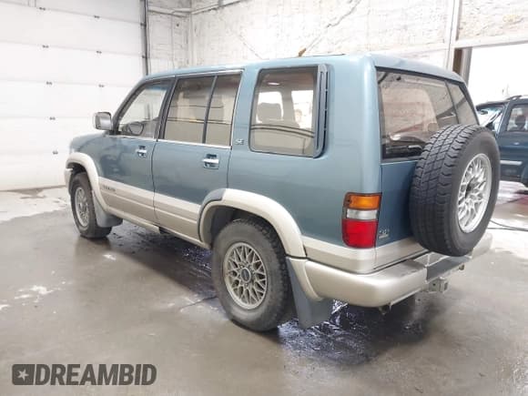 ✅ 1996 Isuzu Trooper • VIN: JACDJ58V8T7907276 • Lot: 42574765. Listed on IAAI with 194,060 mi. Free auction sales archive from the USA and detailed vehicle history report at DreamBid. Image 3.
