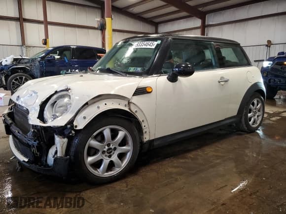 ✅ 2008 MINI Hardtop • VIN: WMWMF33598TT66023 • Lot: 93354645. Listed on Copart with Not provided. Free auction sales archive from the USA and detailed vehicle history report at DreamBid. Image 1.