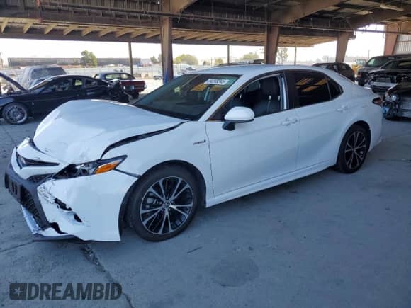 2020 Toyota Camry Hybrid SE с VIN 4T1G31AK3LU542830, выставлен на аукционе Copart как лот 84293245 с пробегом Не указан миль и Списание • Salvage title. История ставок и продаж доступна на DreamBid. Изображение 1.