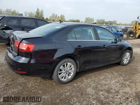 ✅ 2015 Volkswagen Jetta S • VIN: 3VW2K7AJ9FM323050 • Лот: 82098645. Опубликован ранее на Copart с пробегом 31 630 миль. Бесплатный доступ к архиву аукционных продаж из США и подробный отчёт об истории автомобиля на DreamBid. Изображение 3.