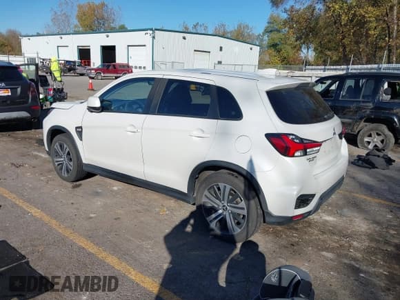 ✅ 2020 Mitsubishi Outlander ES • VIN: JA4AR3AU6LU014019 • Lot: 43585672. Listed on IAAI with 76,459 mi. Free auction sales archive from the USA and detailed vehicle history report at DreamBid. Image 3.