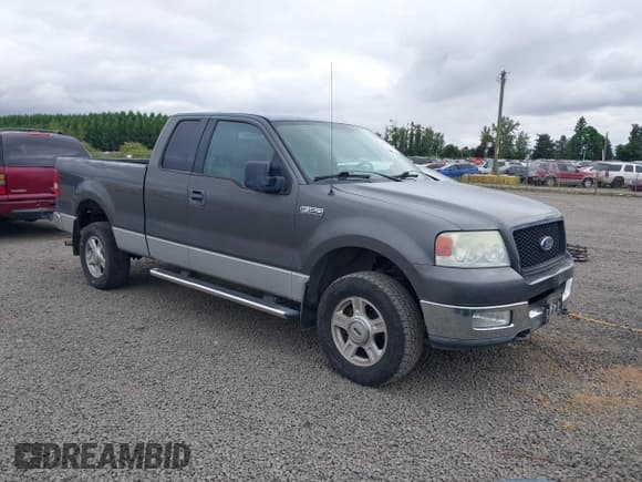 ✅ 2004 Ford F-150 XLT • VIN: 1FTPX145X4NB48672 • Lot: 42497529. Listed on IAAI with 178,758 mi. Free auction sales archive from the USA and detailed vehicle history report at DreamBid. Image 1.